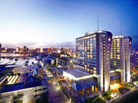 青岛海尔洲际酒店预订-位置佳-带泳池